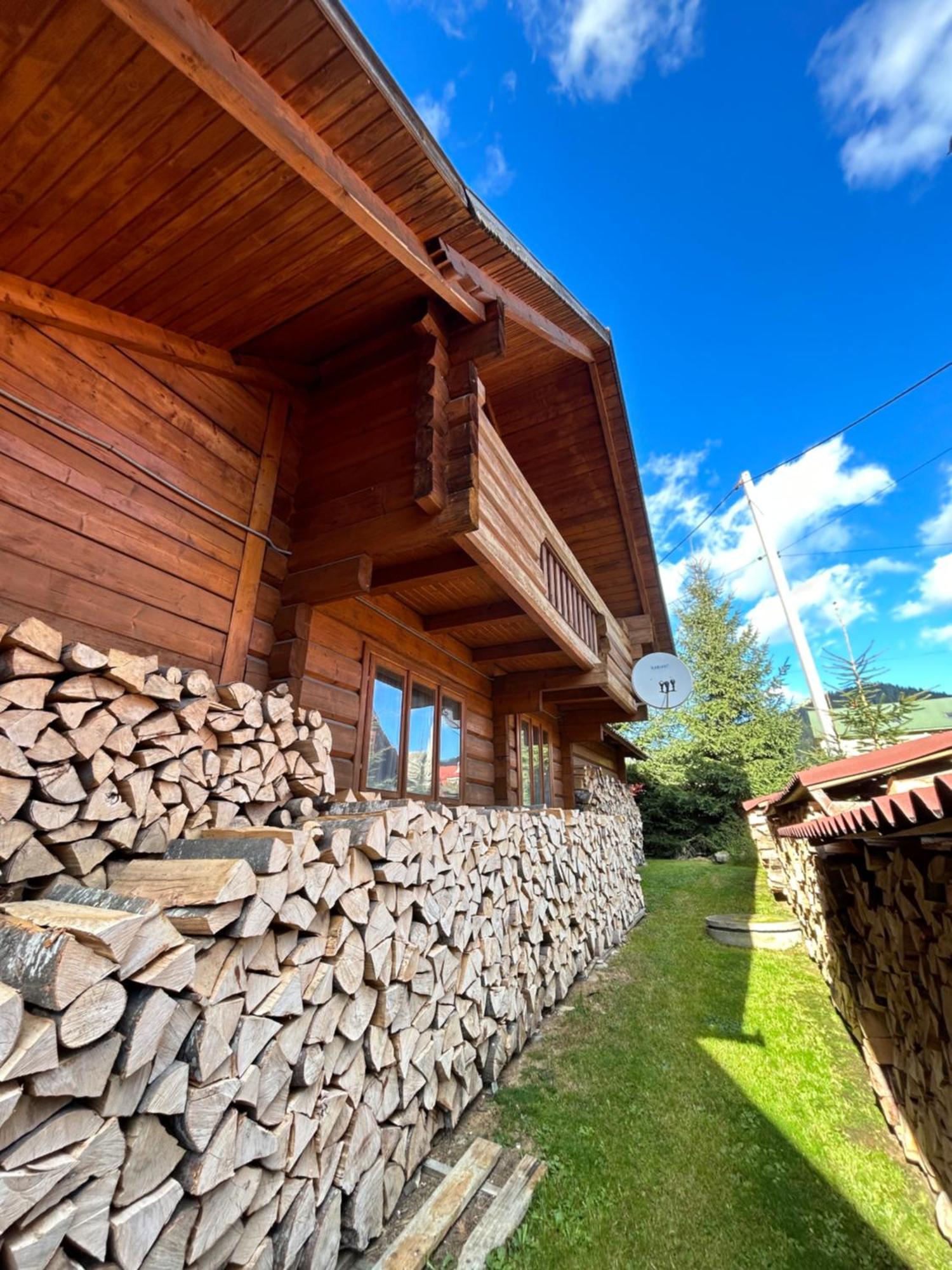Guest House Kaspiy Bukoveľ Exteriér fotografie