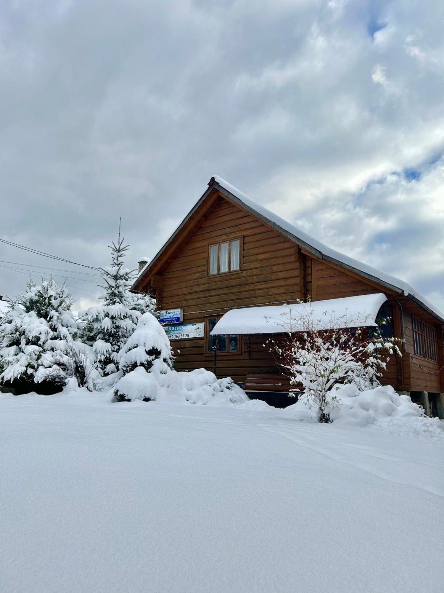 Guest House Kaspiy Bukoveľ Exteriér fotografie